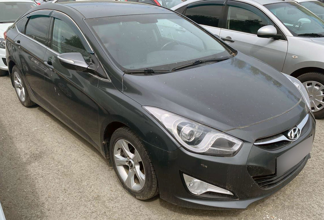 Прокат автомобиля Hyundai i40 в городе Набережные Челны Прокат автомобиля Hyundai i40 в городе Набережные Челны