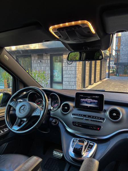 Mercedes V Class